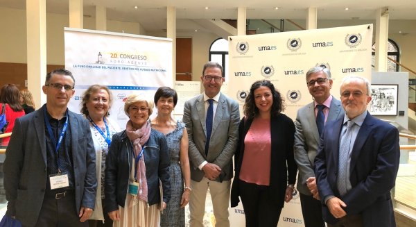 Un centenar de enfermeras se reúnen en Málaga para actualizar avances en los cuidados al paciente desnutrido