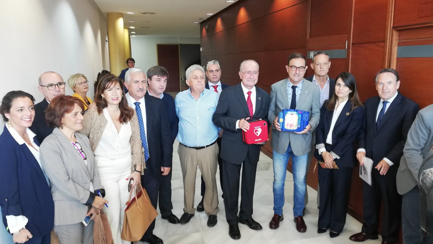 Una App móvil permitirá localizar y acceder a los 279 desfibriladores existentes en Málaga