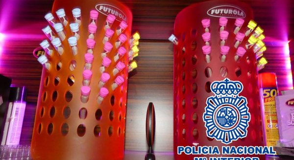 La Policía Nacional desmantela dos clubs a favor del consumo de cannabis y detiene a cinco personas