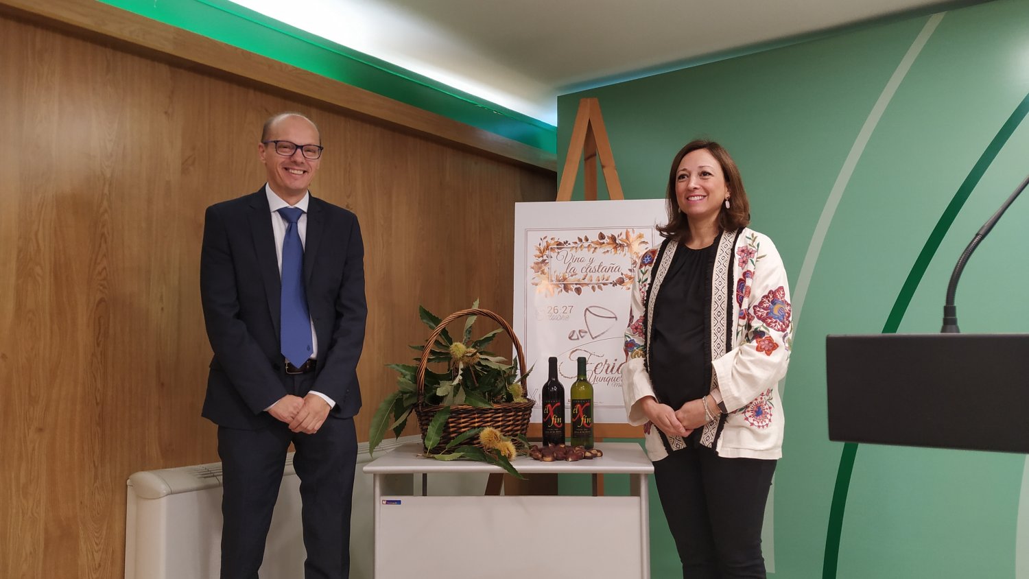 Yunquera inaugura la XI edición de la Feria del Vino y la Castaña