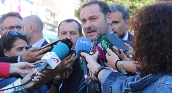 Ábalos reivindica la seguridad marítima como una de las principales líneas de actuación de Fomento