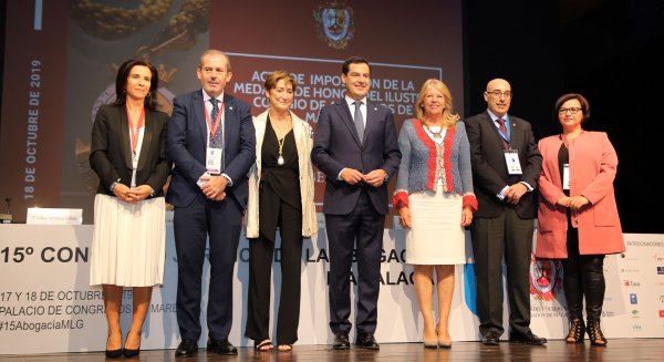 El Colegio de Abogados de Málaga entrega la Medalla de Honor a la presidenta del Consejo General de la Abogacía Española
