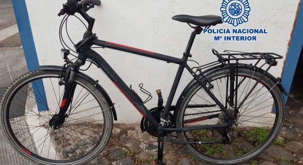 Detienen al autor de una decena de hurtos cometidos en distintos establecimientos de Marbella