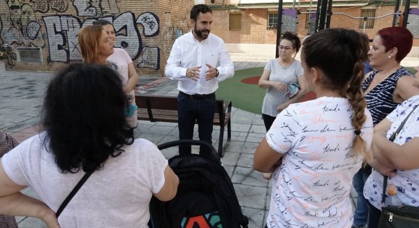 Pérez pide a De la Torre que sea contundente con la limpieza de los barrios