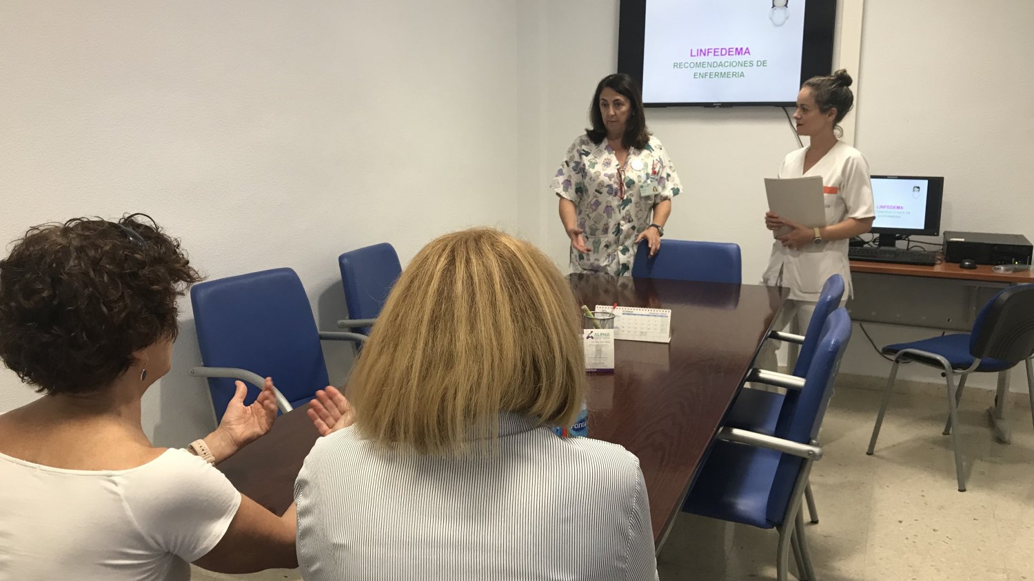 El Hospital Regional de Málaga abre una escuela de prevención de linfedema para las mujeres con cáncer de mama
