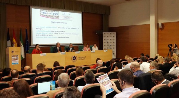 Expertos debaten en Málaga sobre los retos a los que se enfrenta Europa en materia de comunicación