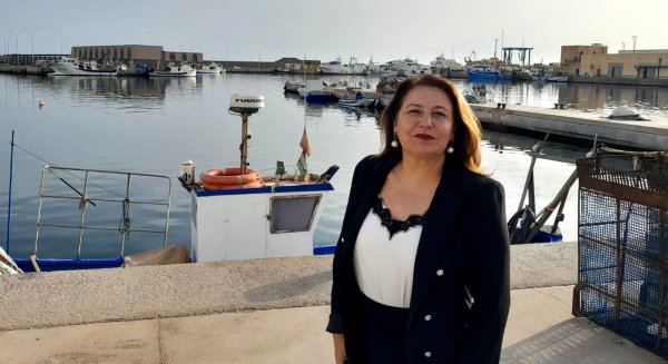 La consejera de Pesca califica de 