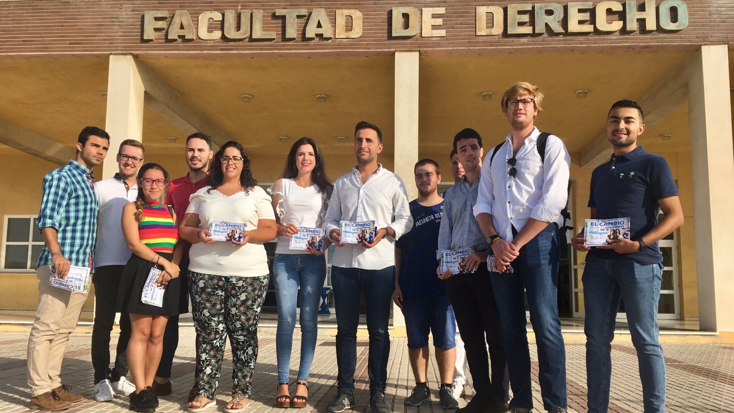 NNGG destaca el apoyo de la nueva Junta a la universidad con más becas y mayor financiación