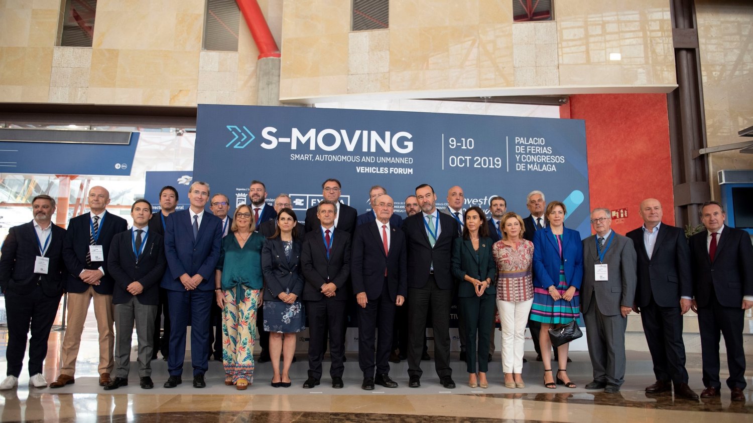El sector de la movilidad une fuerzas en S-Moving para trabajar en un modelo más inteligente, conectado y sostenible