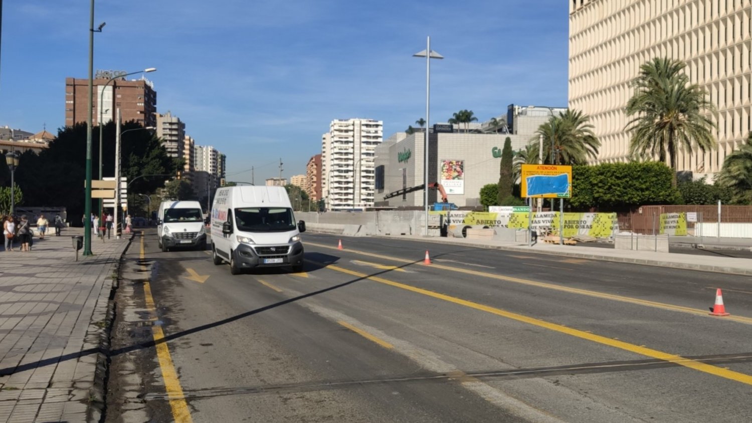 La Alameda de Colón y la avenida de Andalucía recuperan su sentido original del tráfico