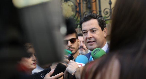 Moreno exige a Sánchez una reunión para trabajar conjuntamente ante los aranceles de EE.UU