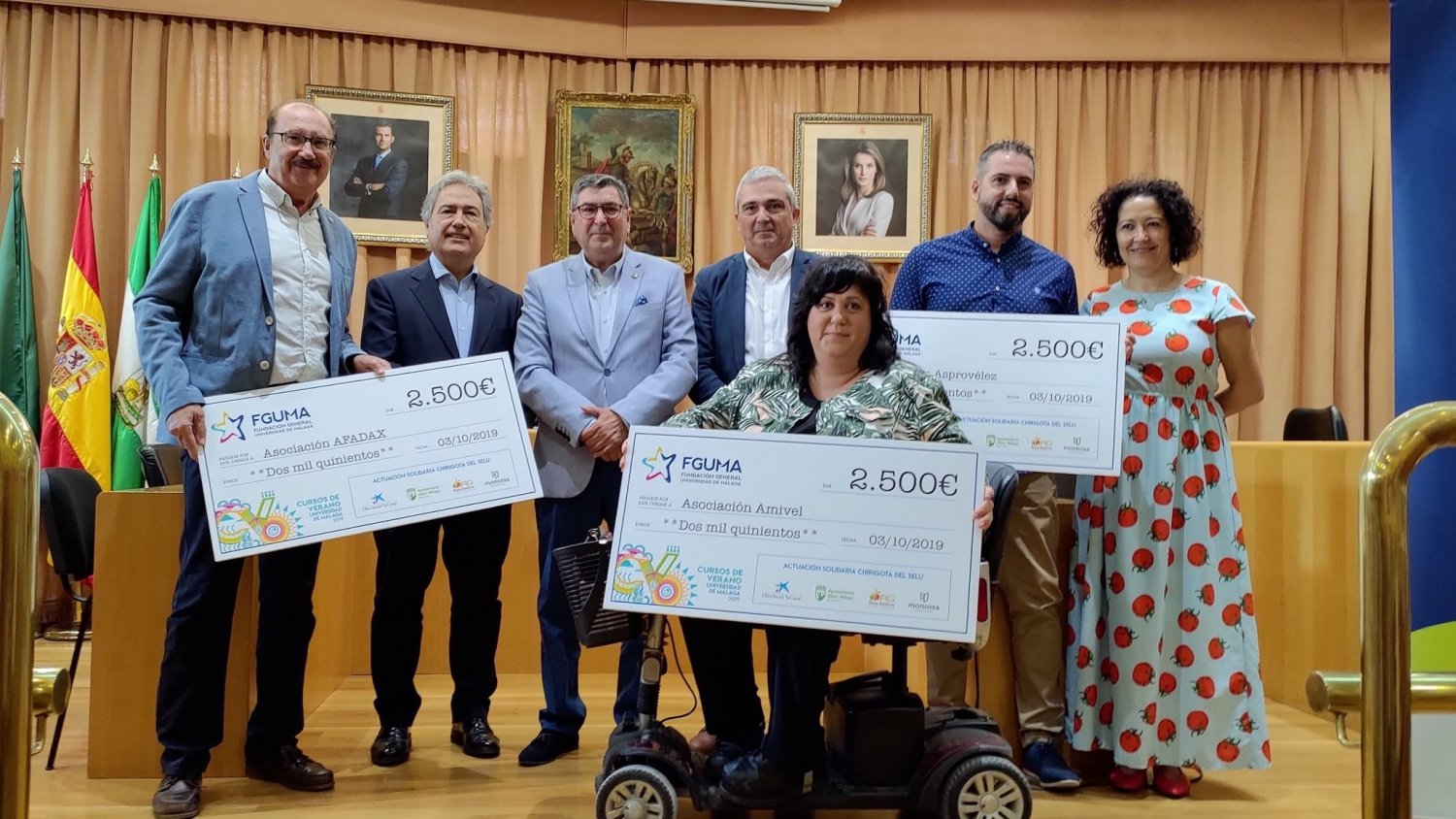 Vélez-Málaga y la UMA donan 7.500 euros a asociaciones locales