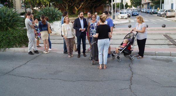 El PSOE ve necesario estrechar las medidas de seguridad en la entrada y salida de colegios