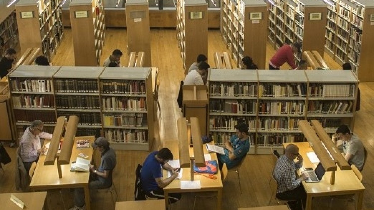 La Biblioteca Cánovas del Castillo estrena octubre con los ciclos 'Letras Negras' y 'Málaga Eterna'