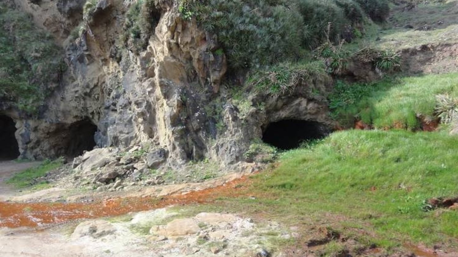 Cultura autoriza un proyecto investigador sobre el arte rupestre de la Cueva del Toro