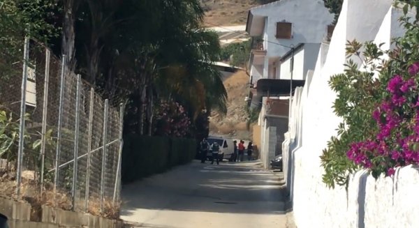 La Guardia Civial registra de nuevo la casa donde vivía Dana Leonte y su pareja detenida