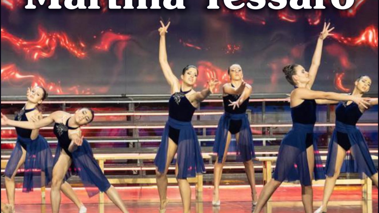 La Plaza del Reloj acoge el espectáculo Navideño de la Escuela de Danza 'Martina Tessaro'