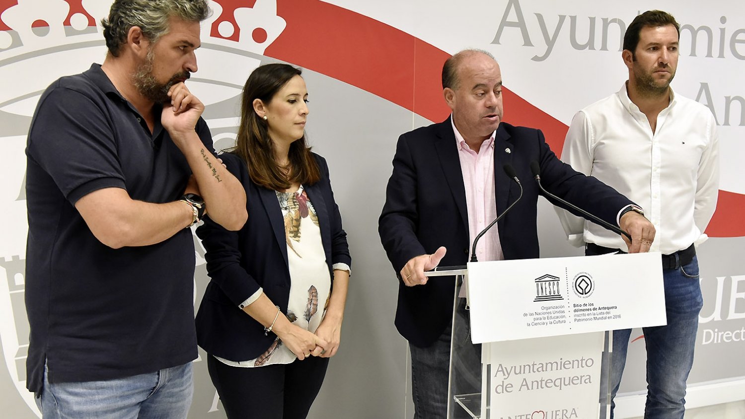 El Alcalde de Antequera confirma que en 2020 entrará en vigor el autobús urbano gratuito y el acceso libre al MVCA