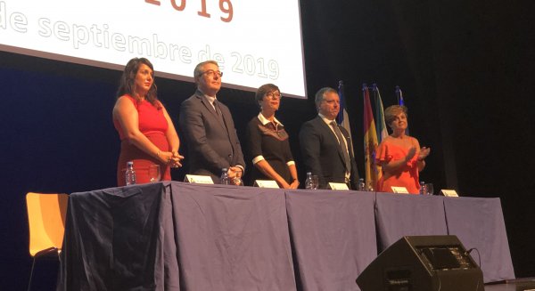 Gámez reconoce “el trabajo, esfuerzo y dedicación” de los funcionarios y el personal de las prisiones