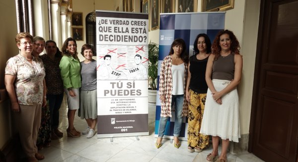 El Ayuntamiento dirige a los hombres jóvenes una campaña contra la explotación sexual y el tráfico de mujeres