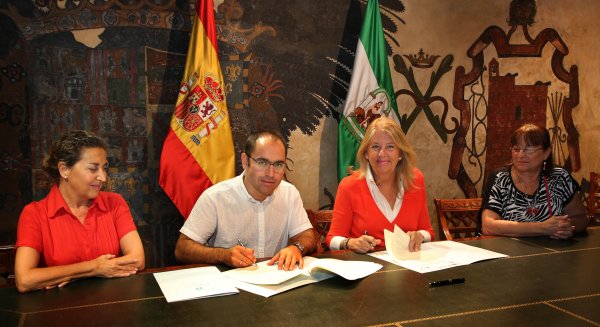 Marbella dota a Cáritas con 21.000 euros para ayudar a las embarazadas sin recursos ni apoyo familiar