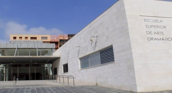 El inicio del curso en las Enseñanzas Artísticas Superiores completa la incorporación del alumnado a las aulas
