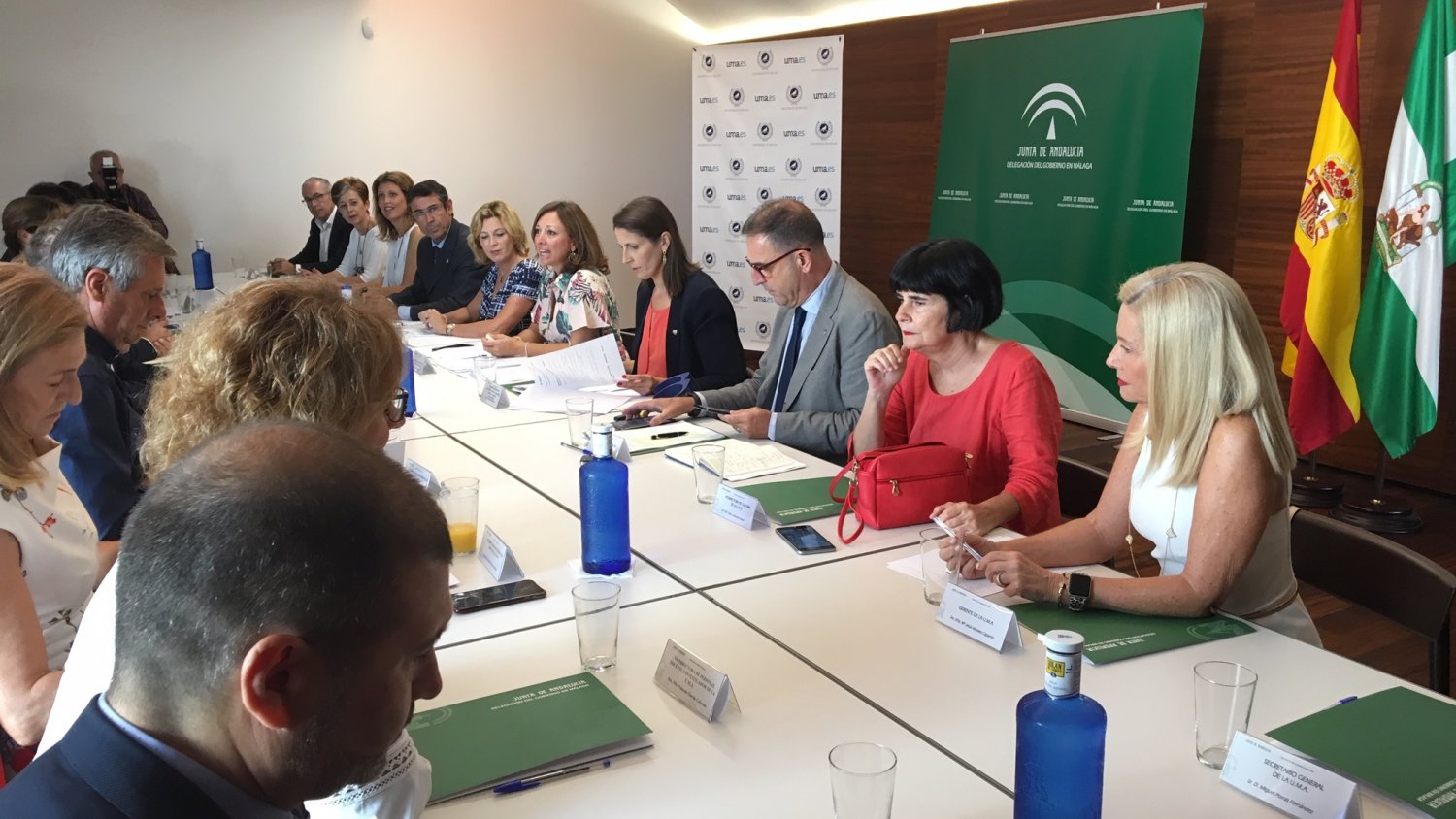 Junta y UMA refuerzan su colaboración con la constitución de una mesa de trabajo y una comisión de seguimiento