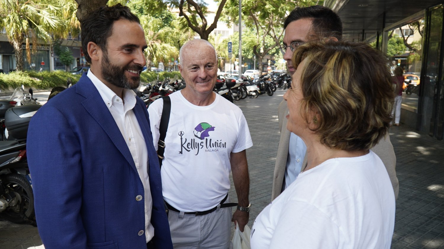 El PSOE propone un distintivo municipal para los establecimientos turísticos que traten dignamente a sus empleados