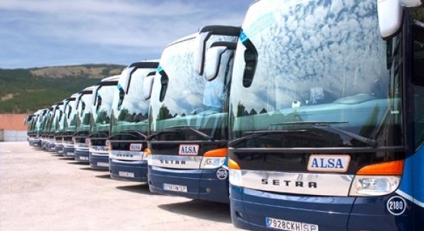 Antequera acuerda con ALSA un bono especial de autobús para los estudiantes de Universidad o FP que vengan a Málaga