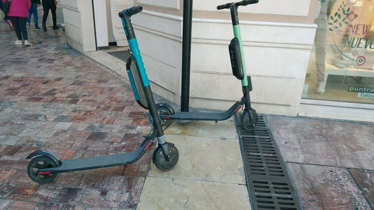 Adelante critica que Málaga sea un paraíso fiscal para las empresas de alquiler de patinetes