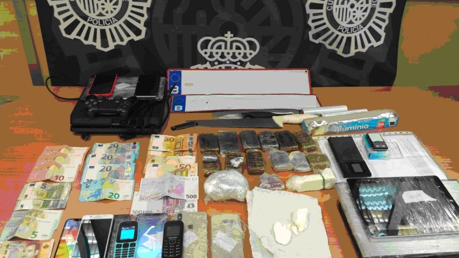 La Policía Nacional detiene a un hombre por utilizar un trastero como almacén de droga y objetos robados