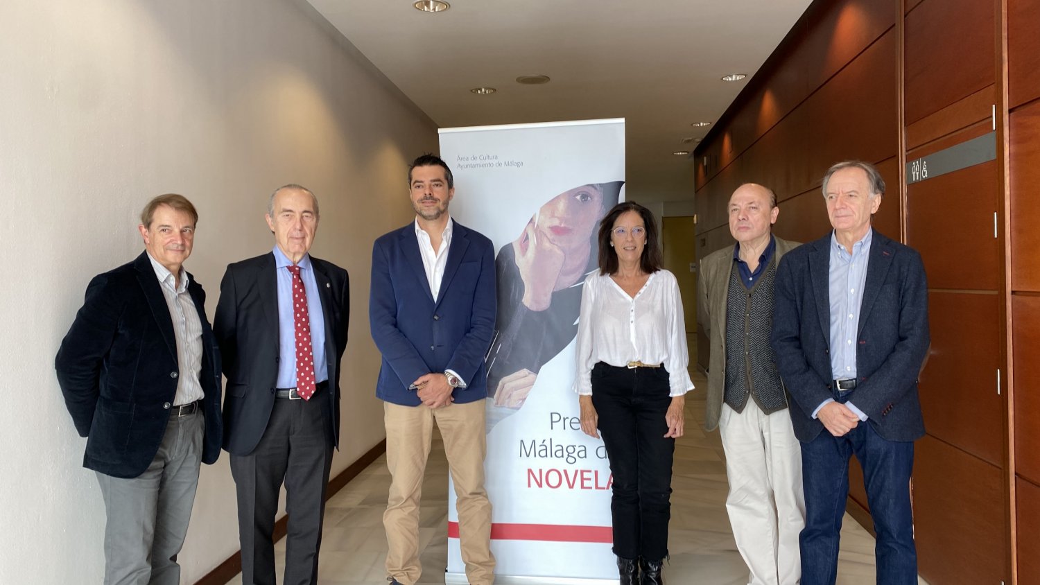 El escritor Joaquín Pérez Azaústre gana la XVI edición del Premio Málaga de Novela