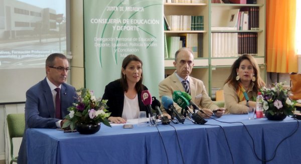 Más de 164.000 estudiantes de secundaria, FP y otras enseñanzas se incorporan hoy a las aulas