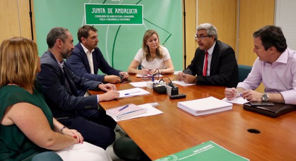 La Junta de Andalucía apoyará al sector cárnico de la Comunidad Autónoma en eventos como la 'Feria Internacional Meat Attraction 2019'