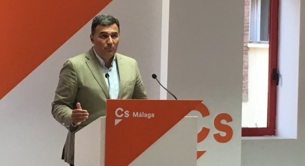 Hernández White asegura que Málaga concentra la mayor inversión en obras de Educación de Andalucía durante este curso escolar