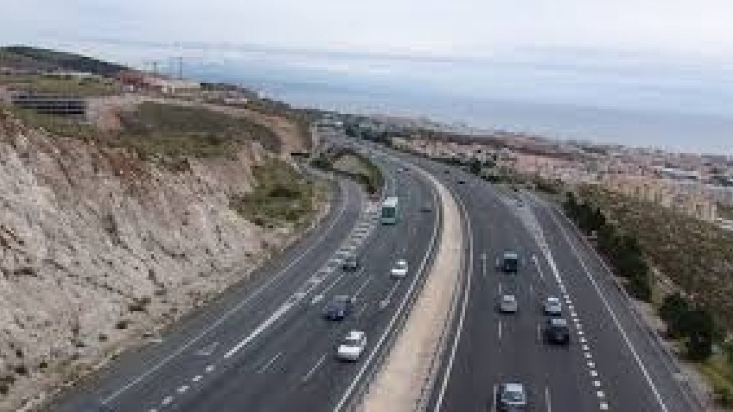 Las retenciones de tráfico descienden un 83% este verano en los accesos a Benalmádena tras la puesta en servicio de los desvíos provisionales