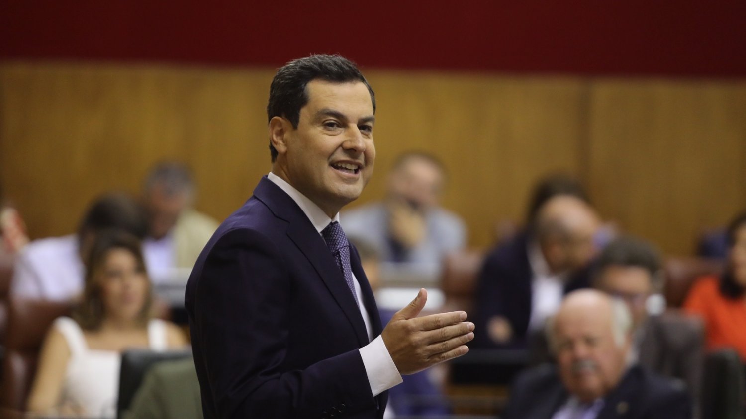 Moreno exige al Gobierno central que pague los 1.350 millones que le debe a Andalucía
