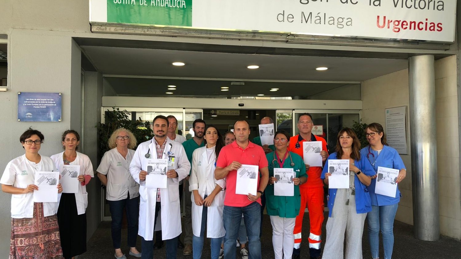 Los médicos se concentran en los centros sanitarios  de la provincia de Málaga para denunciar las agresiones