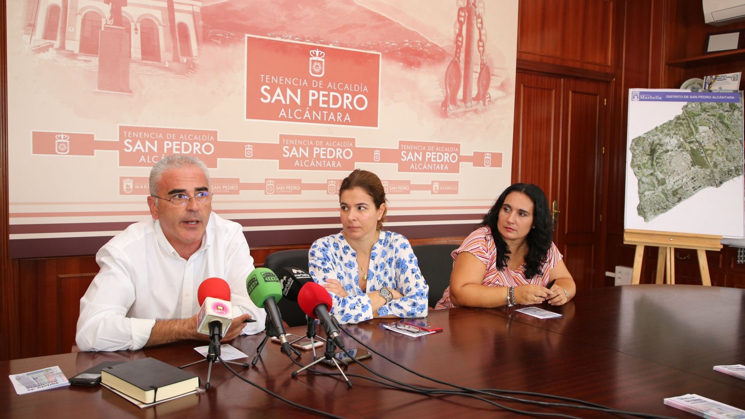San Pedro de Alcántara pone en marcha la ‘Tarjeta de Descuento Escolar de Apymespa’ para potenciar el comercio local