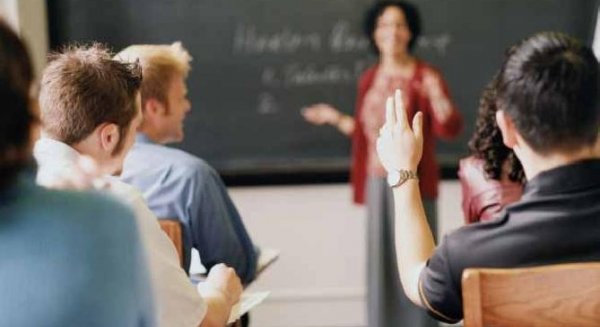 La Consejería de Educación afirma que los docentes se incorporarán el día 10 de septiembre a sus puestos de trabajos
