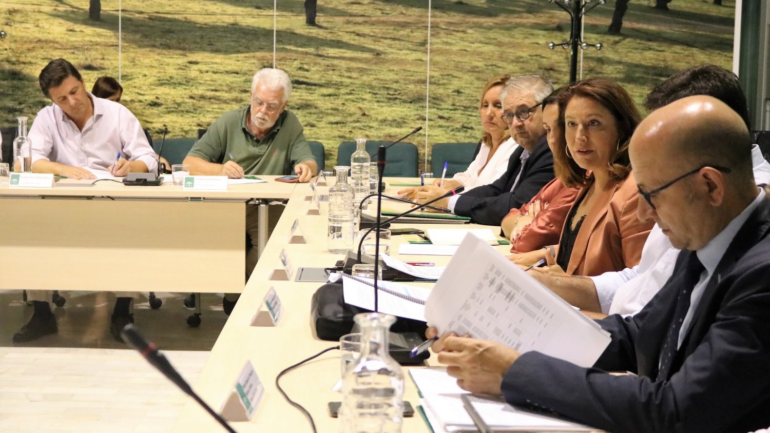 Carmen Crespo plantea medidas como subvenciones directas para adquirir abrevaderos a la hora de mitigar los efectos de la sequía