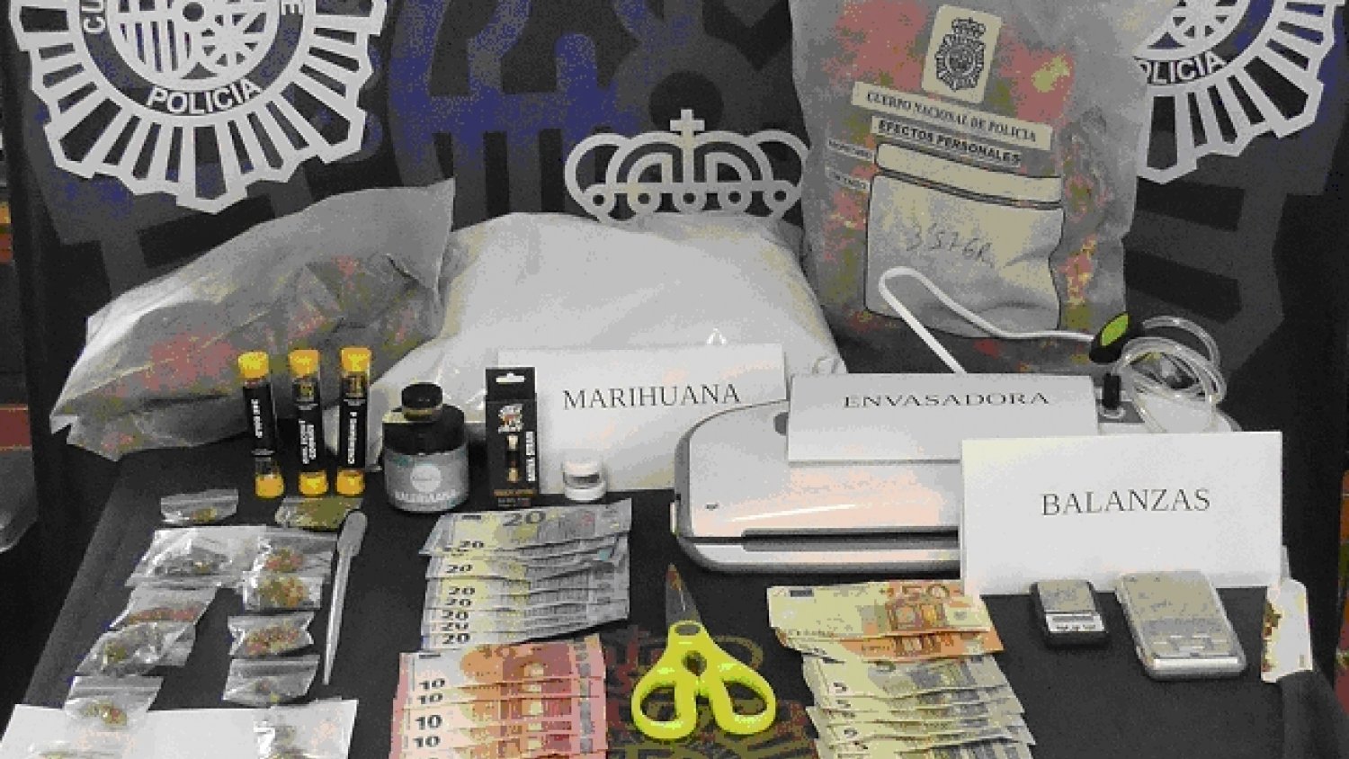 Desmantelado por segunda vez un club de defensa del cannabis en Fuengirola donde se comercializaba hachís y marihuana