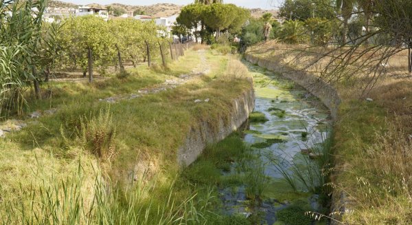 El PSOE exige una actuación urgente en el arroyo de Cantos: 