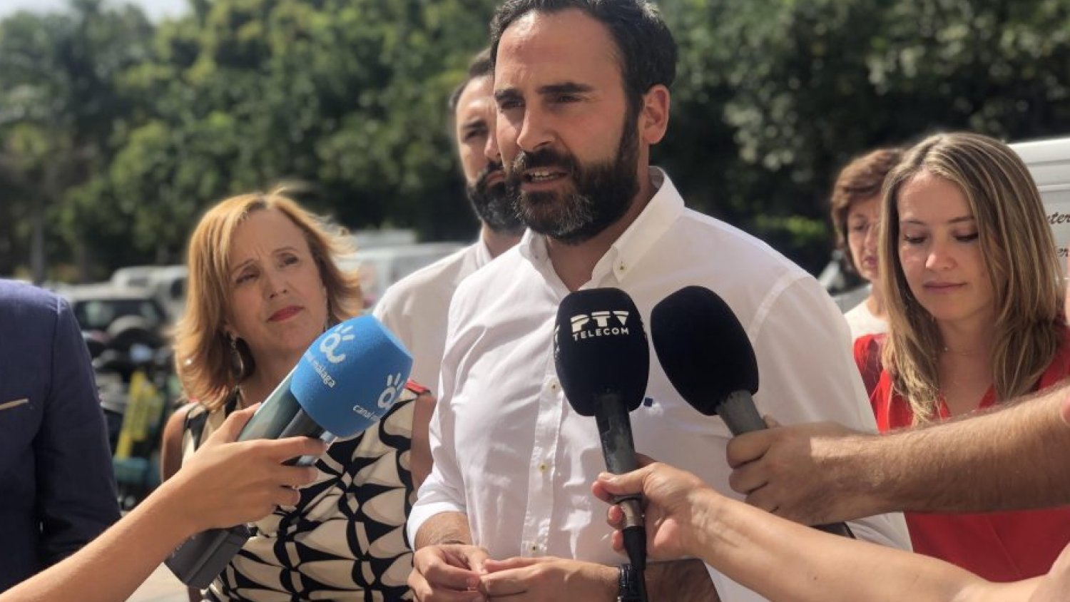 El PSOE denuncia que De la Torre intenta 