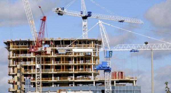 Fomento recibe 33 solicitudes de ayudas para construir 990 viviendas en alquiler