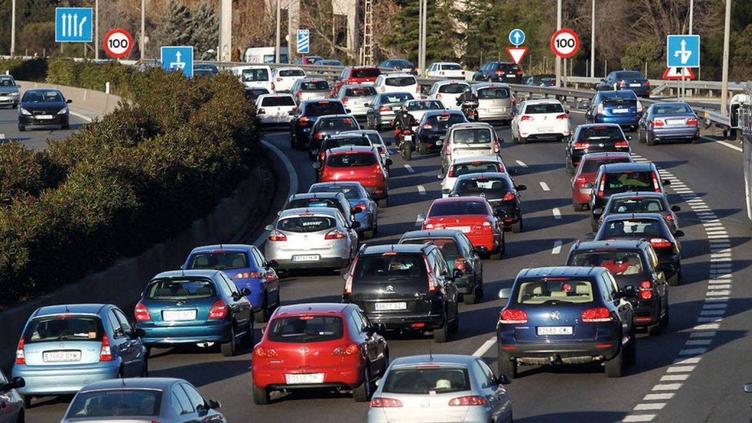 La DGT pone fin al dispositivo especial de vigilancia y regulación para la Operación Salida sin accidentes mortales en Málaga