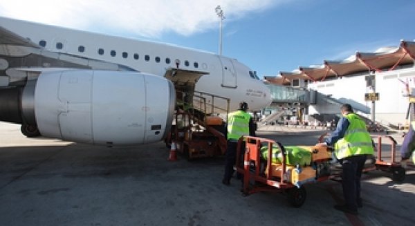 CCOO continuará este viernes con las movilizaciones en el servicio de handling en el Aeropuerto de Málaga