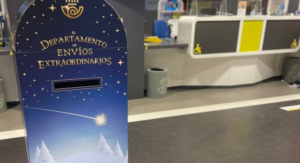 Correos instala en sus oficinas 500 buzones de Navidad