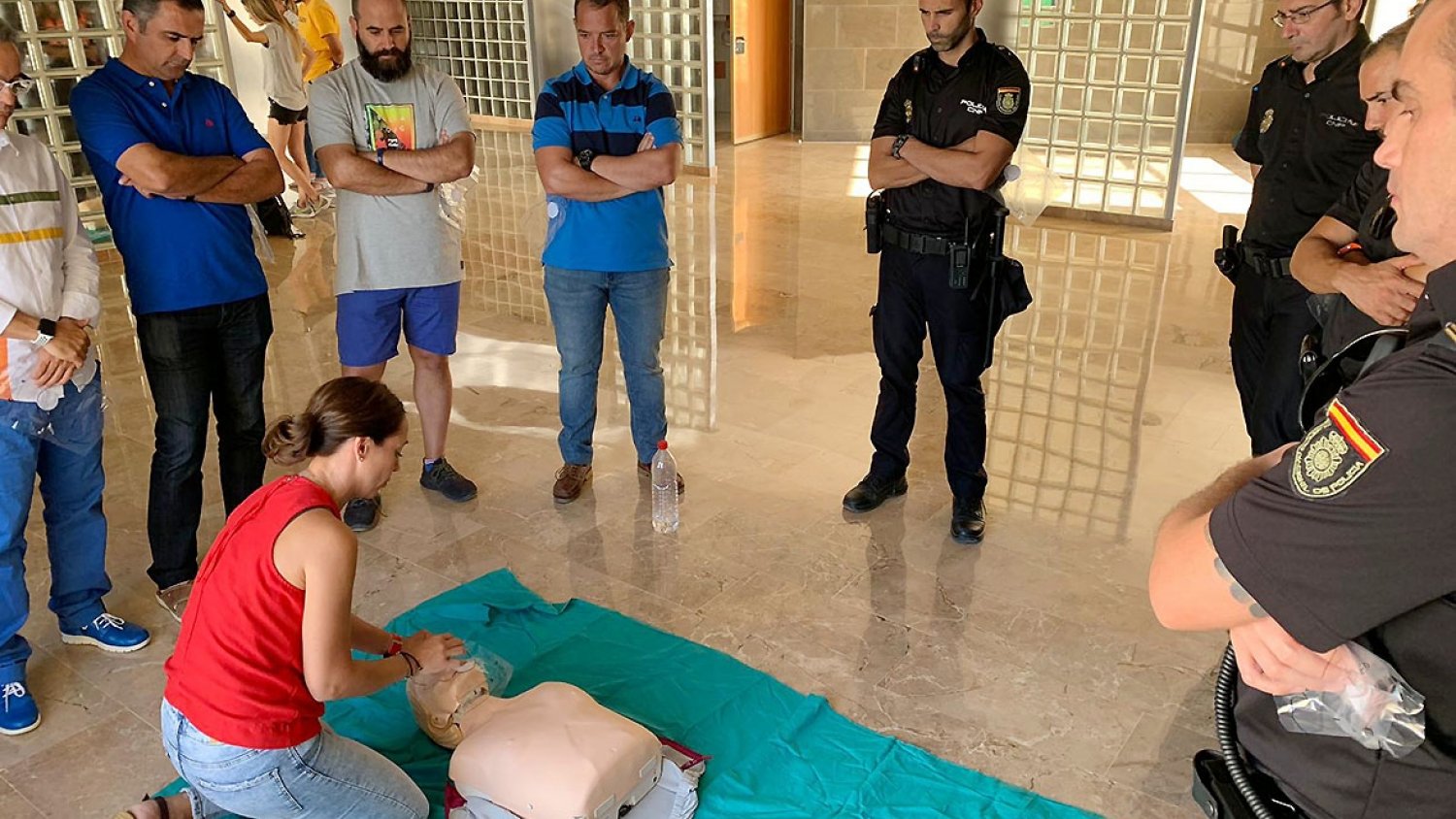 La Feria de Antequera contará con 12 desfibriladores portátiles con el objetivo de ser 