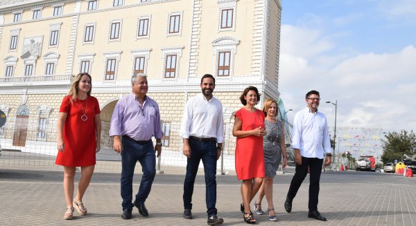El PSOE propone hacer del Real de la Feria un polo cultural estable durante todo el año con actividades a cargo de las peñas